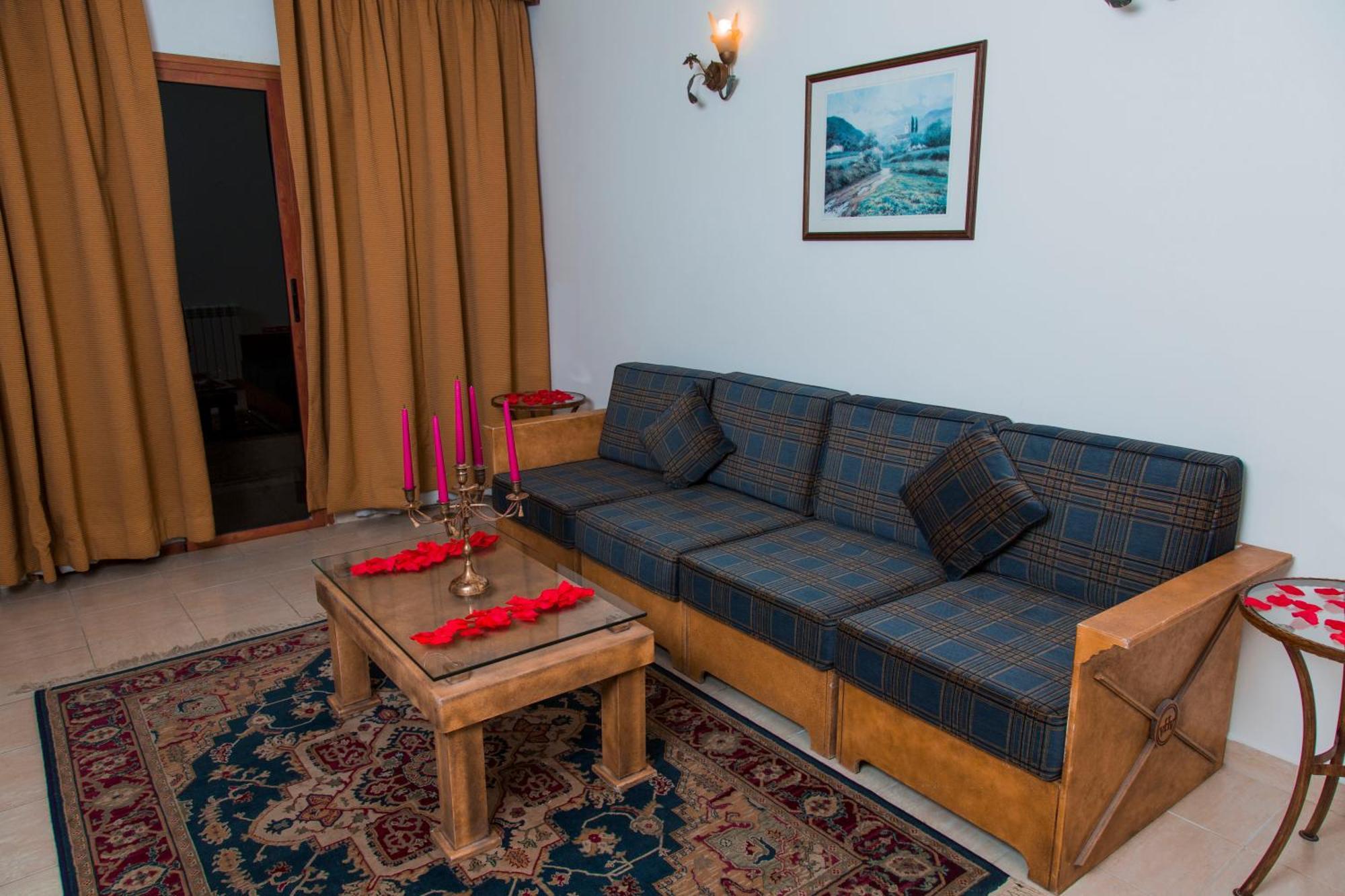 Valley View Hotel - Ḩammānā Habitación foto